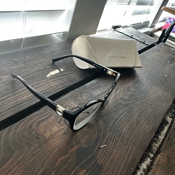 Michael kors prescription glasses mk4001mb - Picture 2 of 4